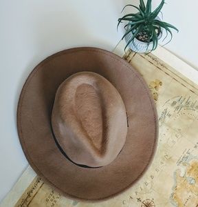 Camel Panama wide brim suede hat